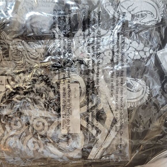 NIB SEXY Glorious Gladiator Costume- M,L - Picture 9 of 9